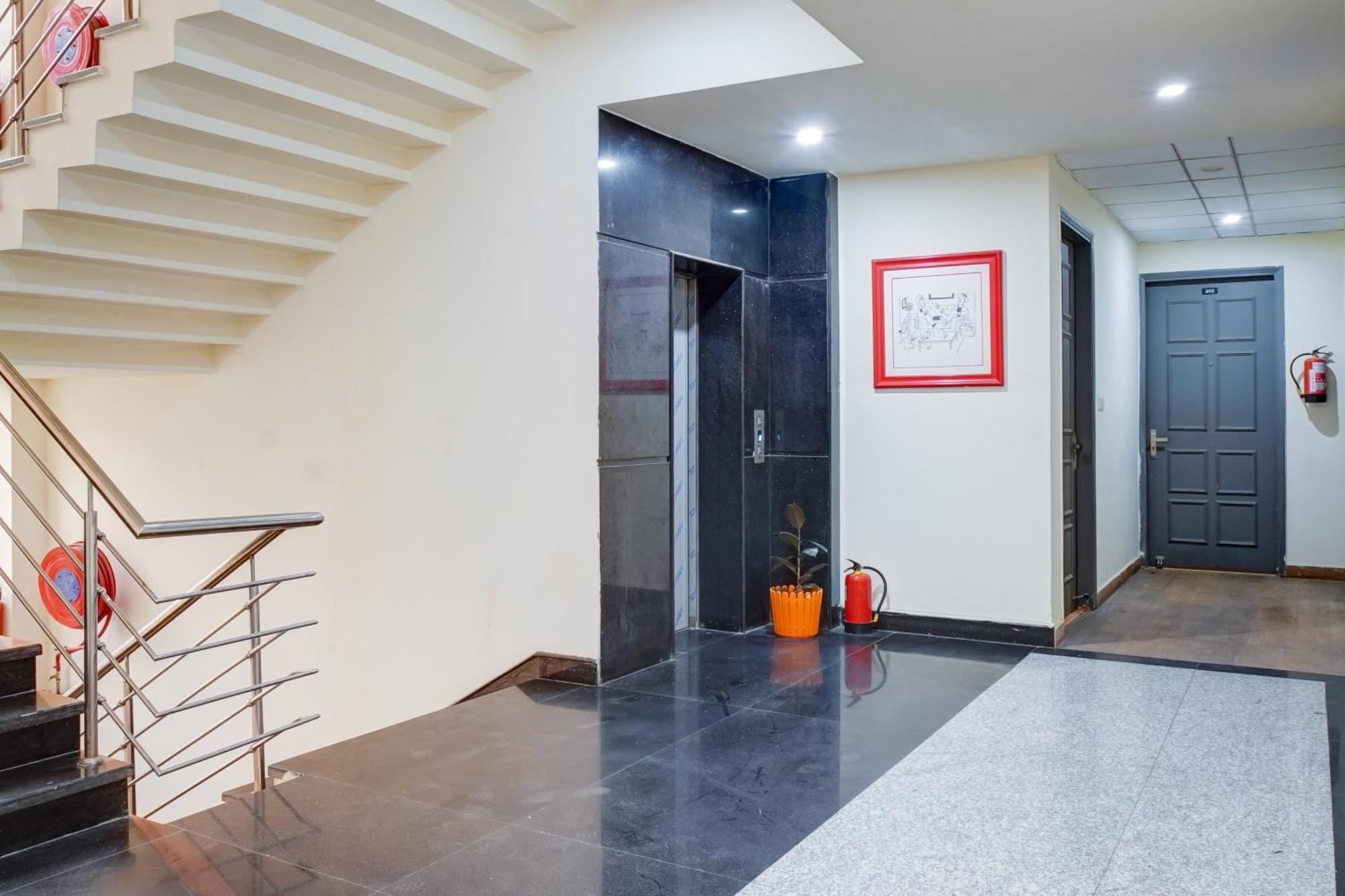 Hotel Noida Express Εξωτερικό φωτογραφία