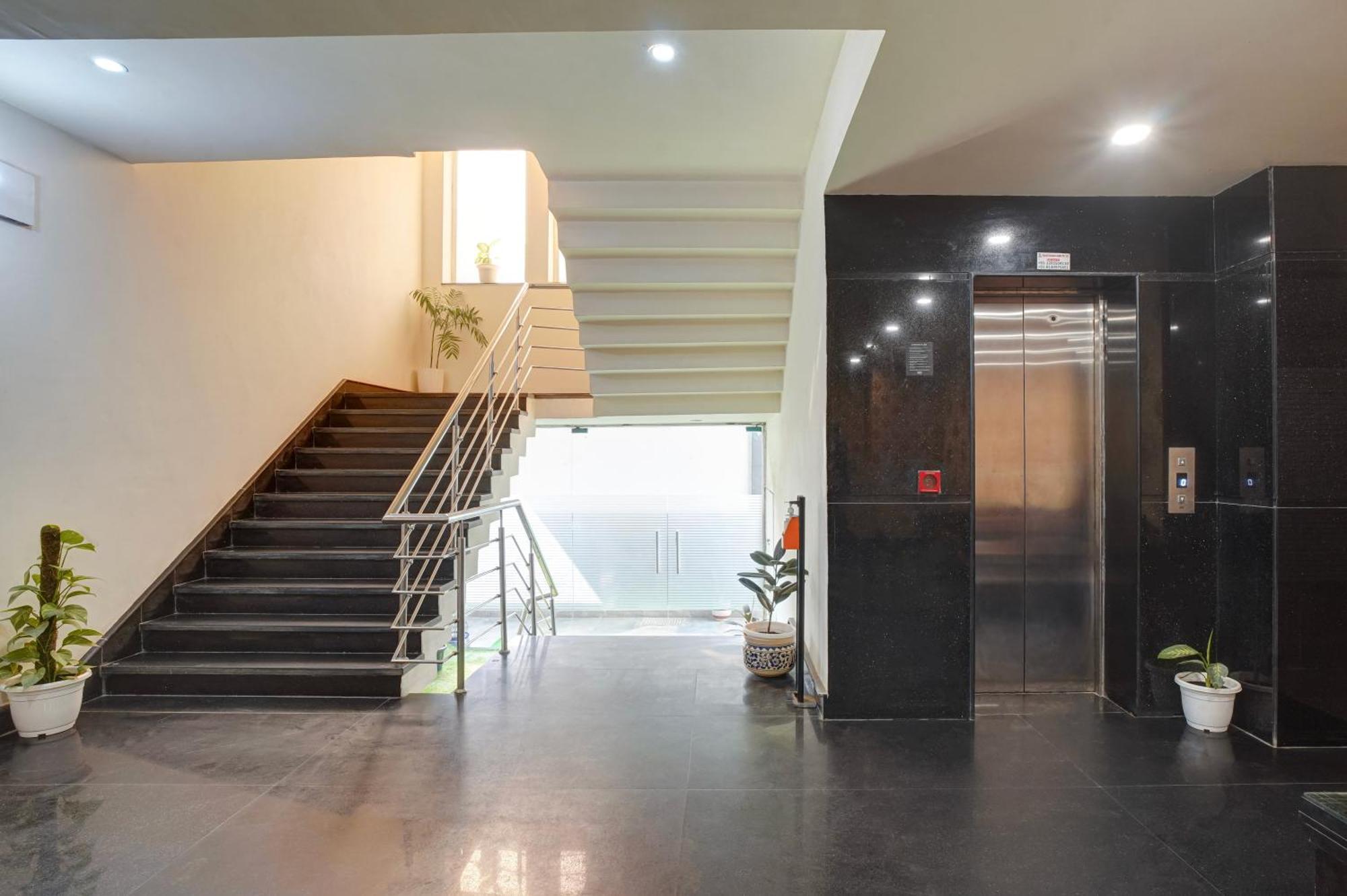 Hotel Noida Express Εξωτερικό φωτογραφία
