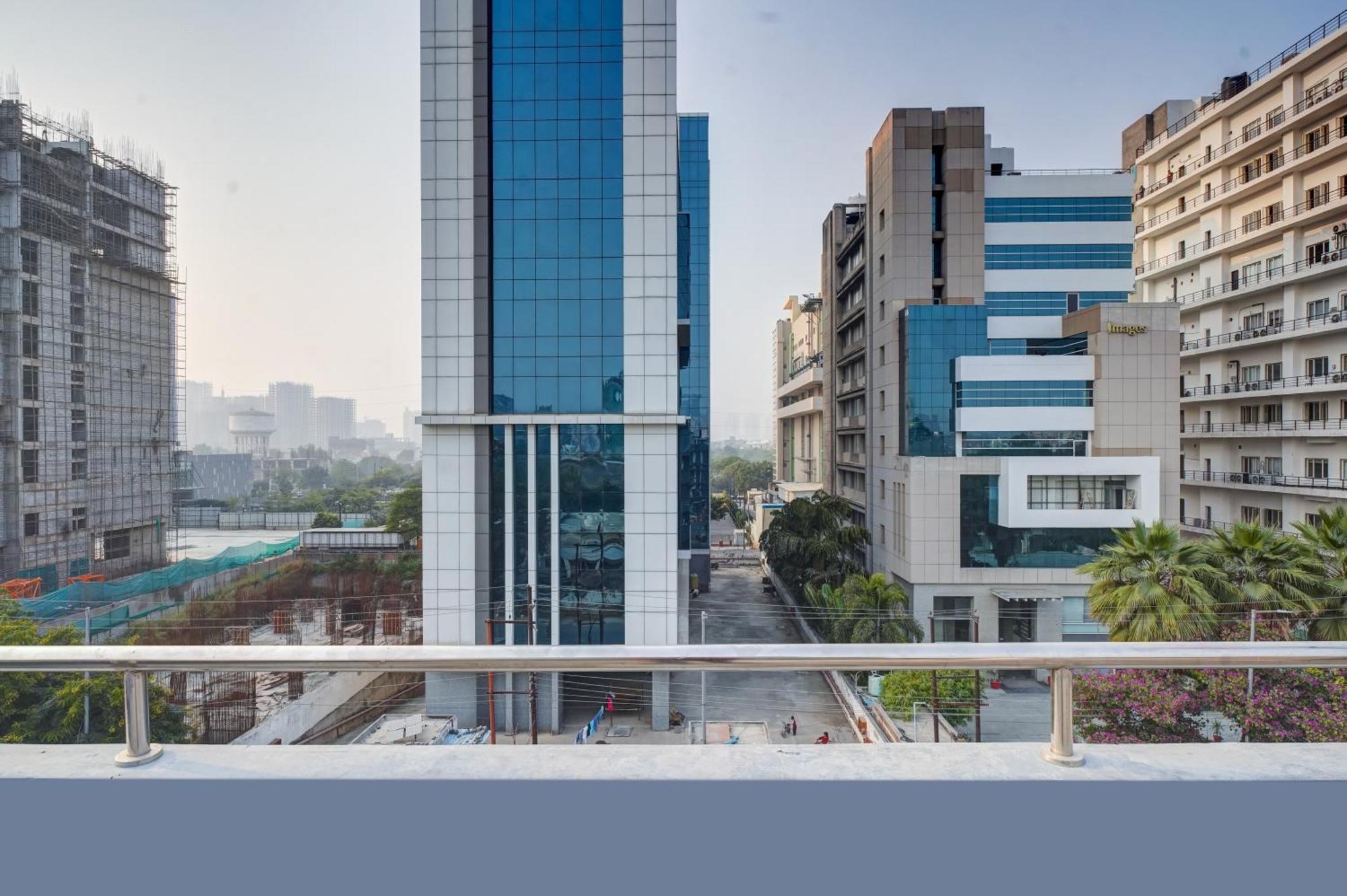 Hotel Noida Express Εξωτερικό φωτογραφία