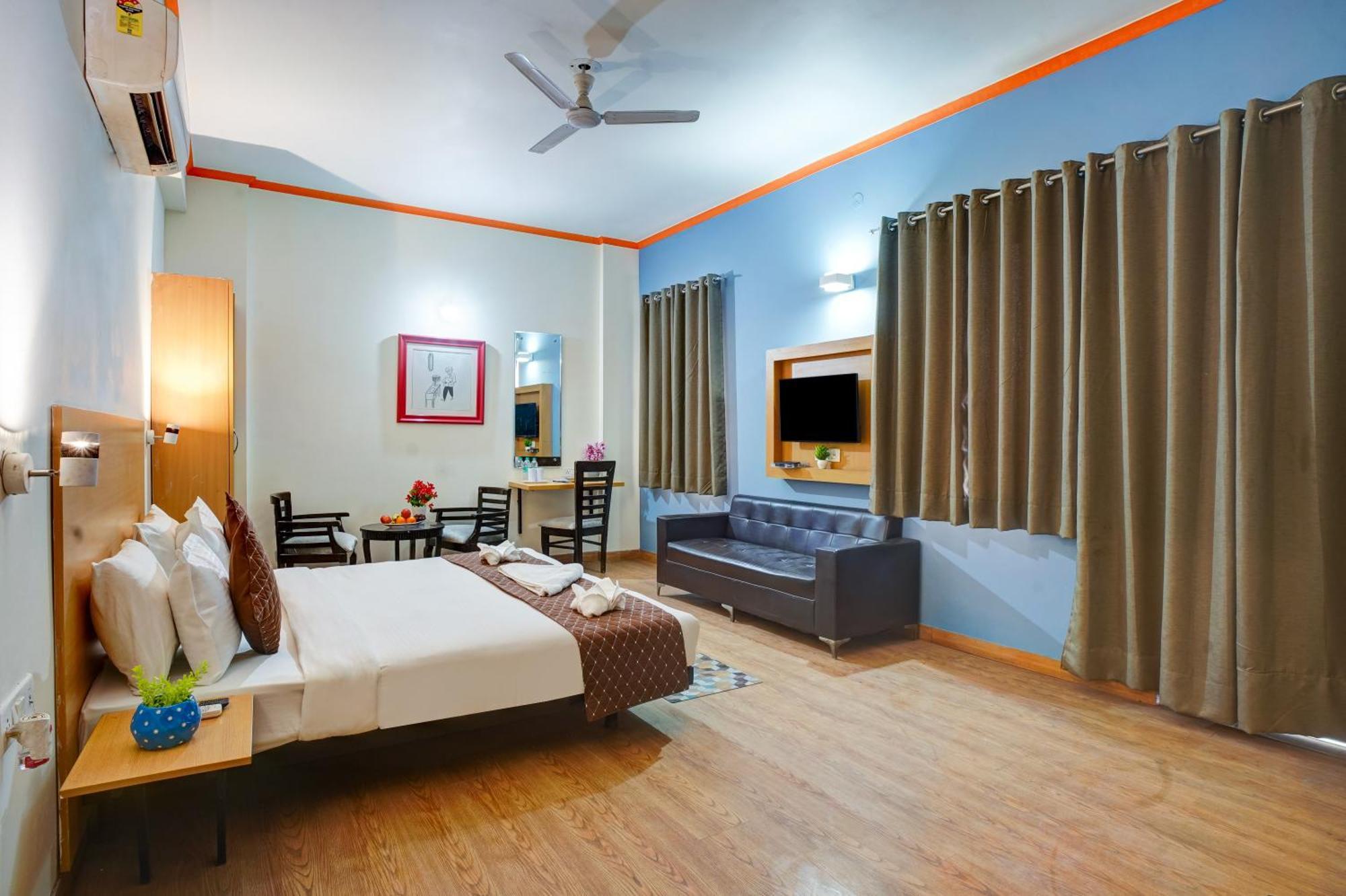 Hotel Noida Express Εξωτερικό φωτογραφία